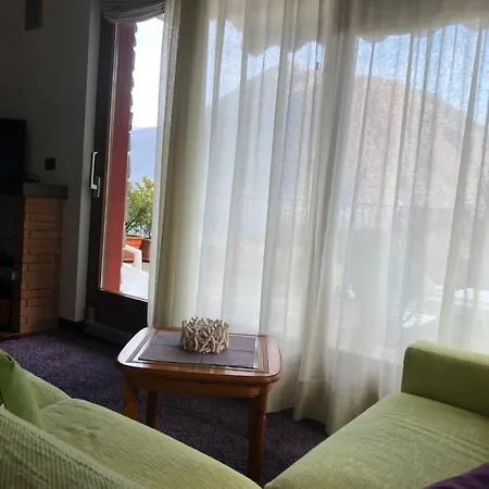Venere Lake View *